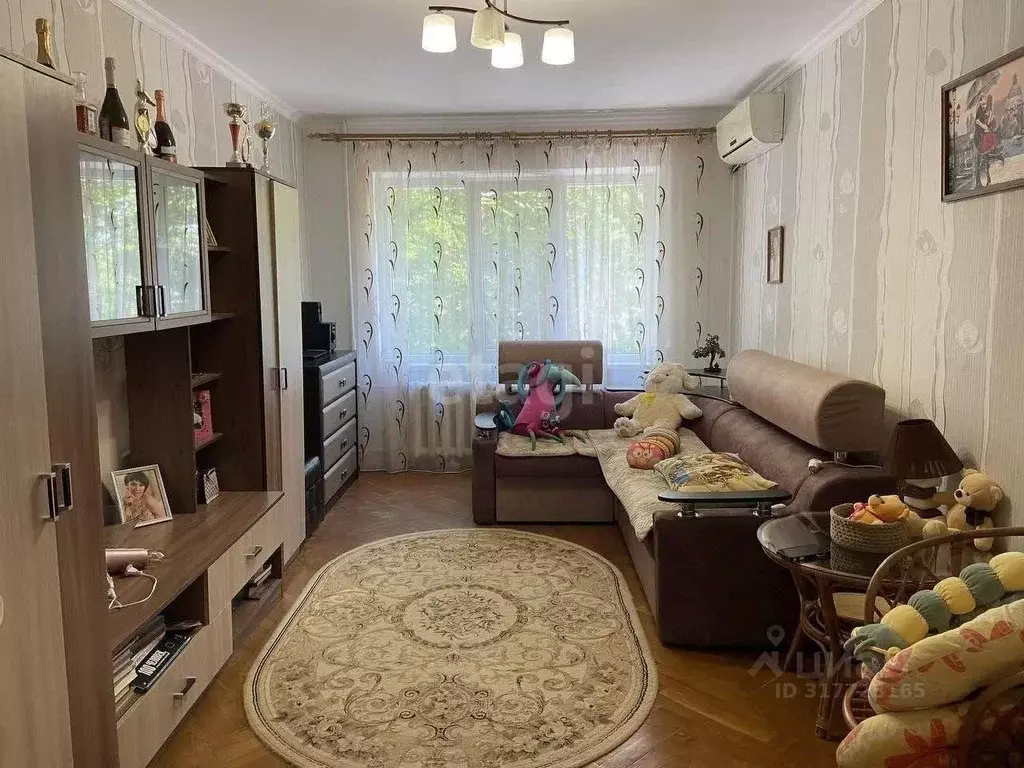 3-к кв. Крым, Симферополь ул. 60 лет Октября (62.2 м) - Фото 0