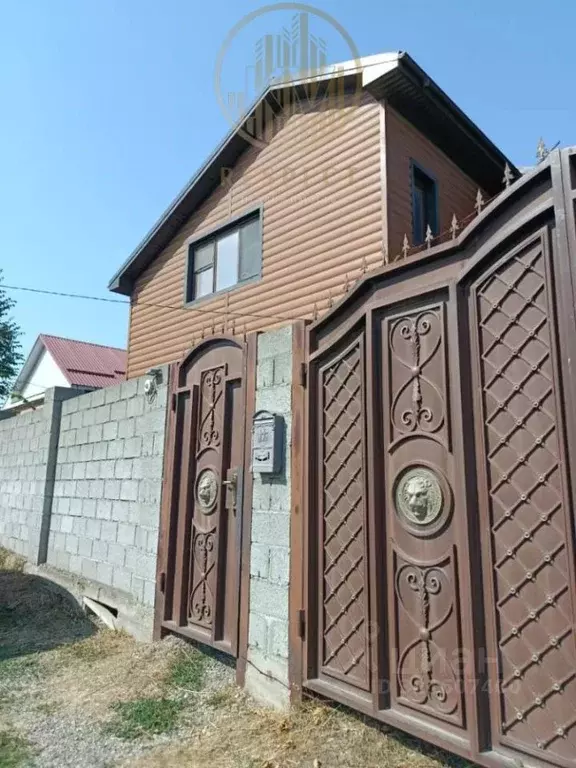 Дом в Ставропольский край, Предгорный муниципальный округ, с. Винсады ... - Фото 1