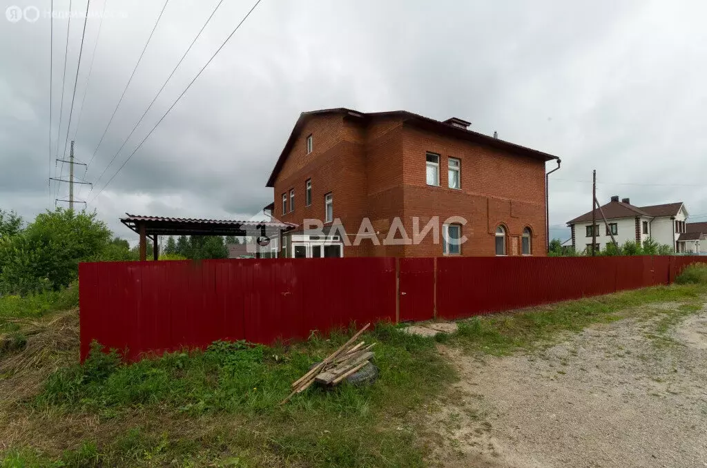 Дом в Тобольск, Летняя улица, 31 (501 м) - Фото 1