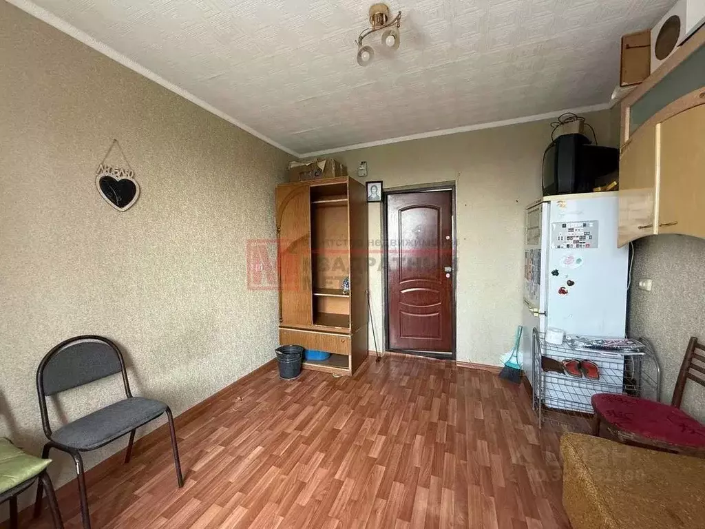 Комната Белгородская область, Старый Оскол ул. Калинина, 1/4 (13.0 м) - Фото 2