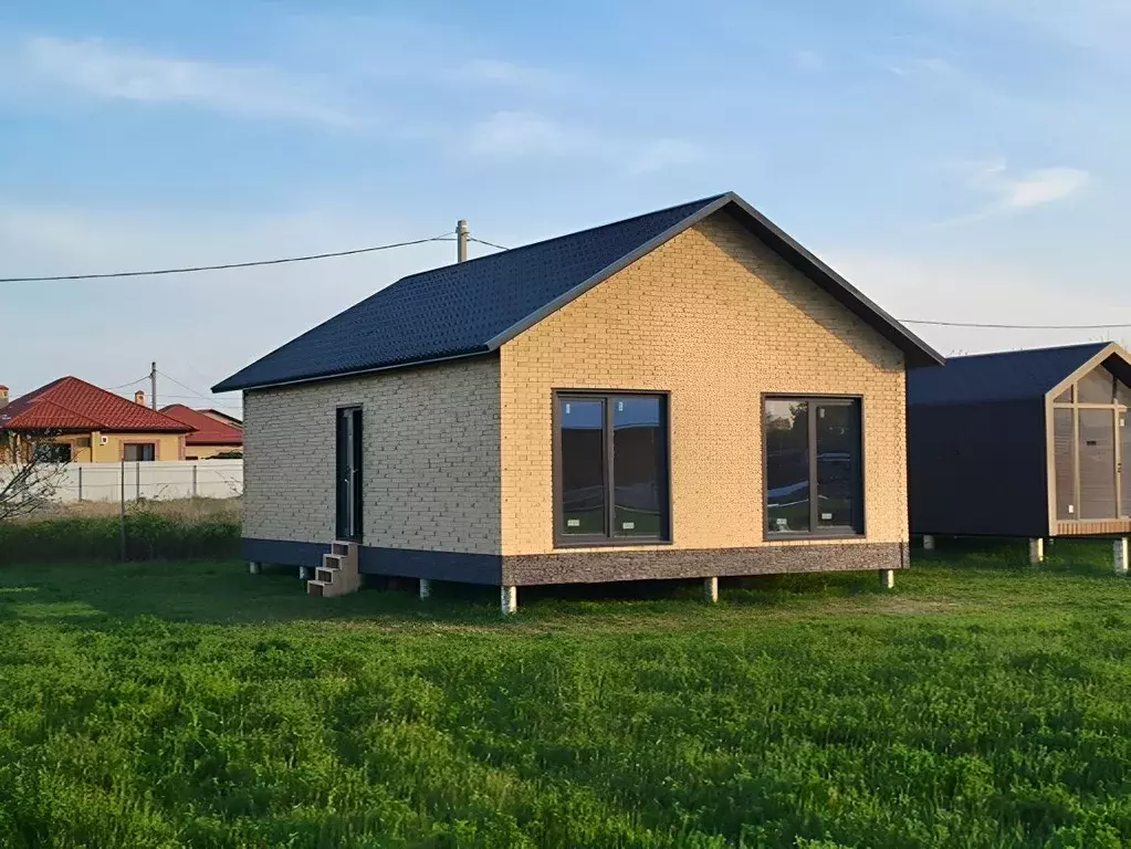 Дом в Адыгея, Тахтамукайский район, Козет аул, Яблонька СТ ул. ... - Фото 1