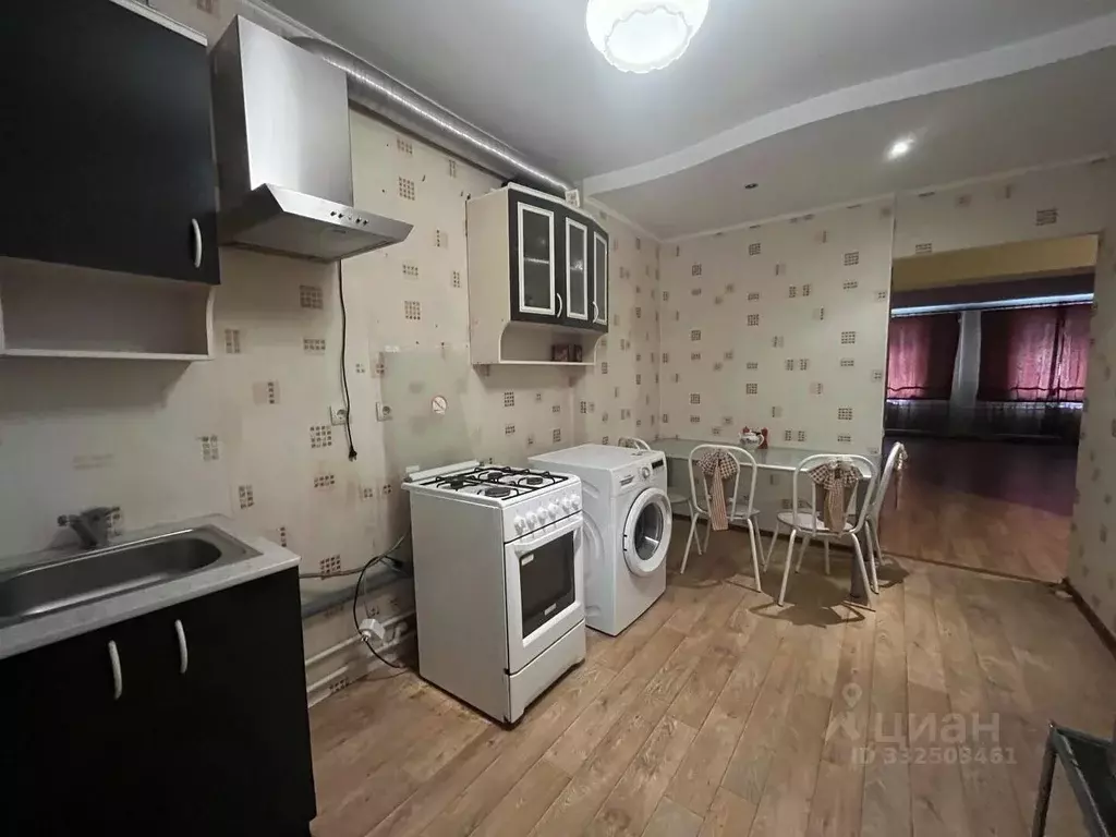 4-к кв. Татарстан, Казань ул. Блюхера, 4 (116.3 м) - Фото 2