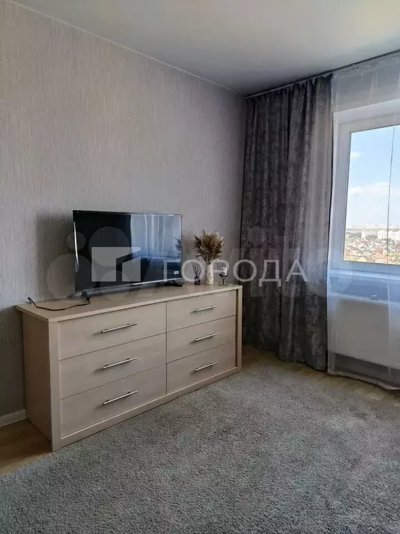 1-к. квартира, 35 м, 17/18 эт. - Фото 1