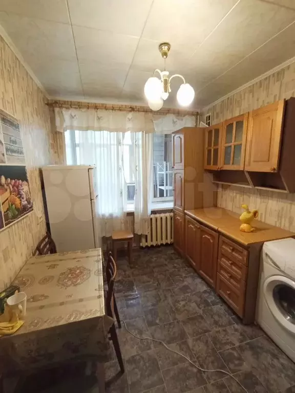 1-к. квартира, 35 м, 1/9 эт. - Фото 1