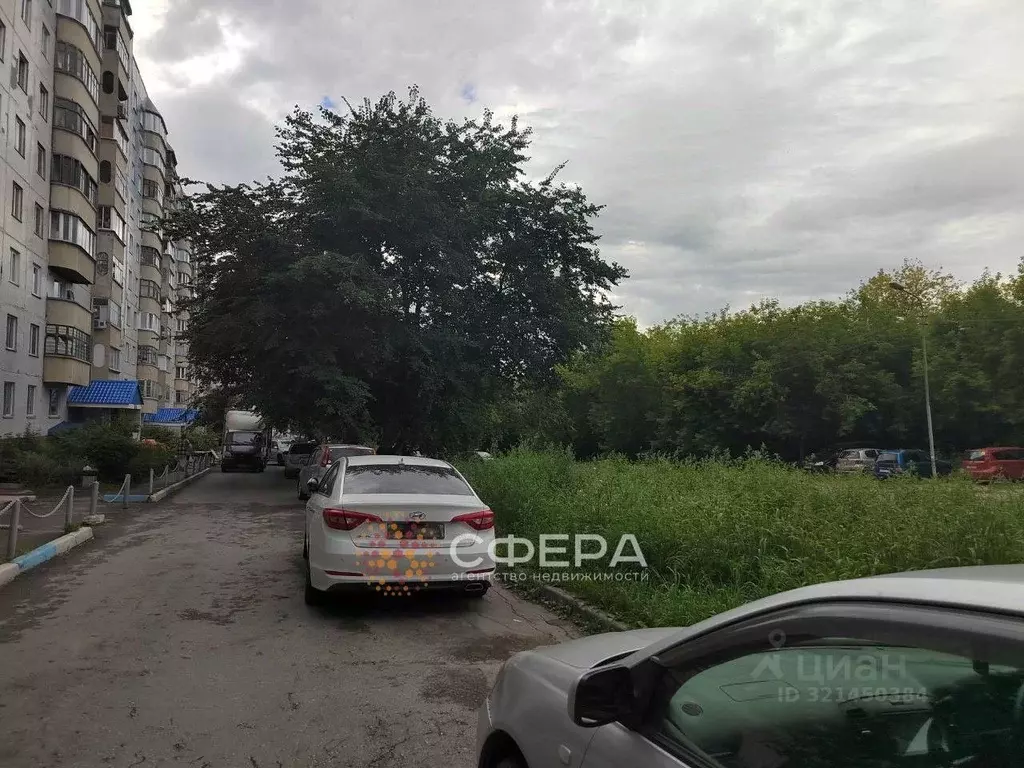 3-к кв. Новосибирская область, Новосибирск Лазурная ул., 22 (64.0 м) - Фото 1