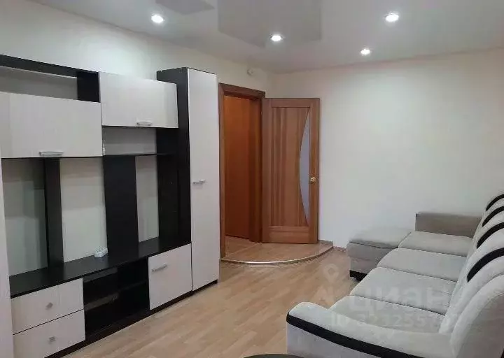 2-к кв. Иркутская область, Иркутск Байкальская ул., 200 (50.0 м) - Фото 0