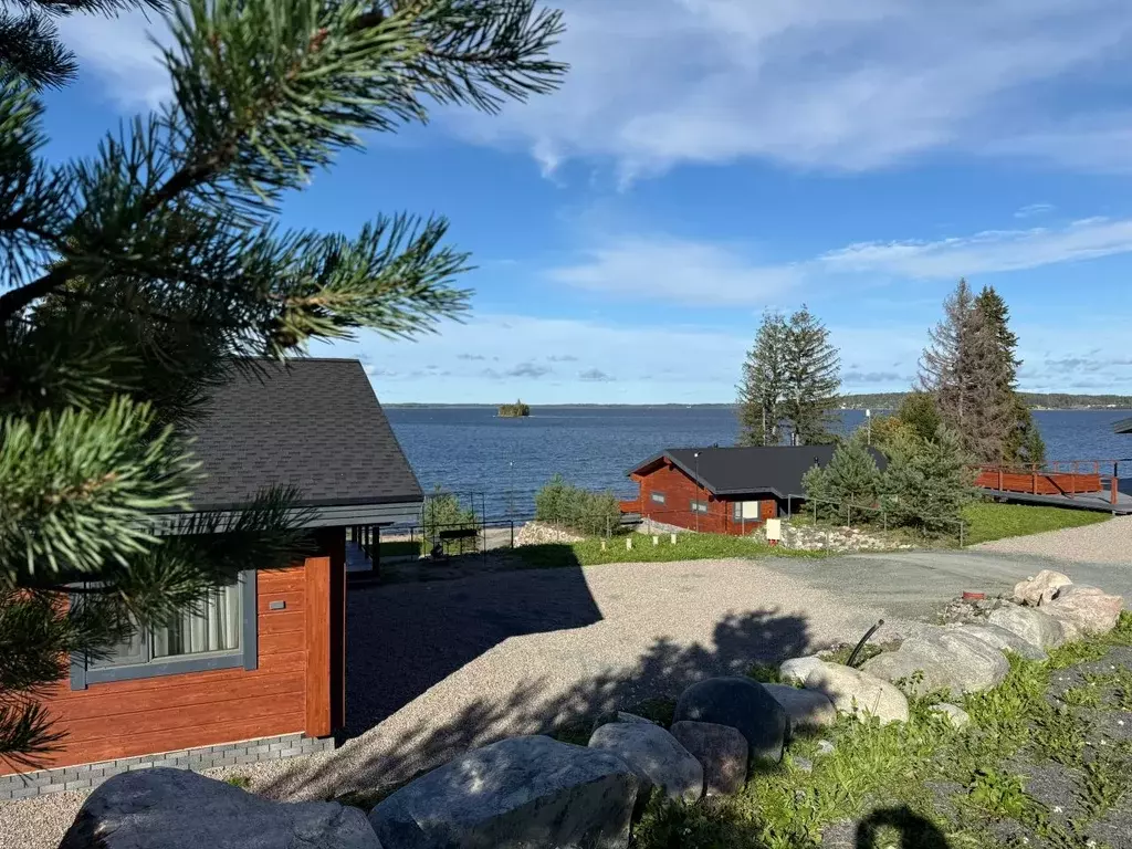 Дом в Карелия, Пряжинский район, Эссойльское с/пос, д. Сямозеро, ... - Фото 1