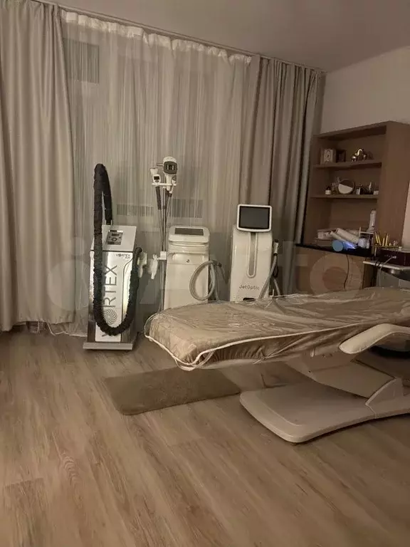 Продам офисное помещение, 61 м - Фото 0