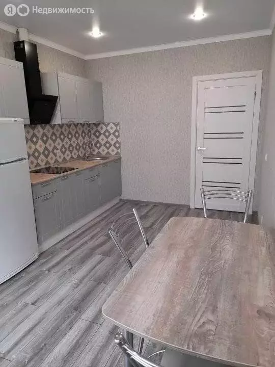 1-комнатная квартира: Ростов-на-Дону, улица Петренко, 4 (42 м) - Фото 1