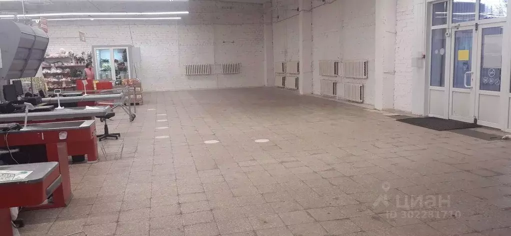 Торговая площадь в Ульяновская область, Ульяновск просп. Гая, 100 (63 ... - Фото 1