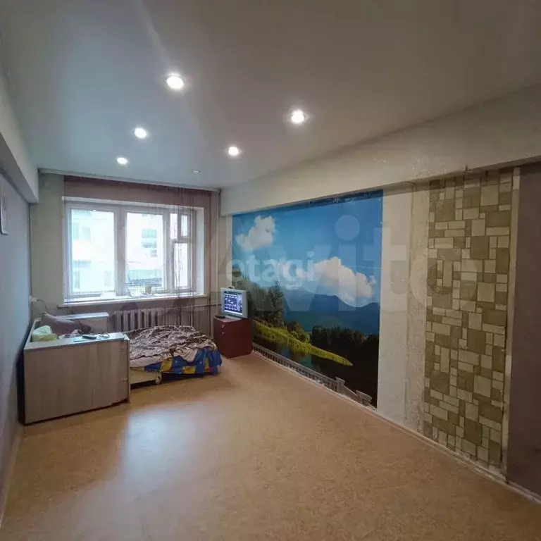 Комната 15,8 м в 4-к., 2/3 эт. - Фото 1