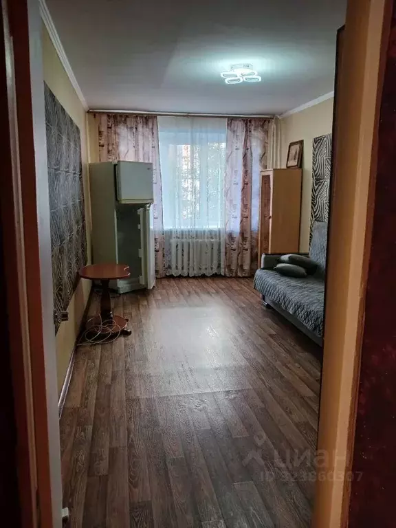 1-к кв. Омская область, Омск Краснопресненская ул., 1 (30.0 м) - Фото 1