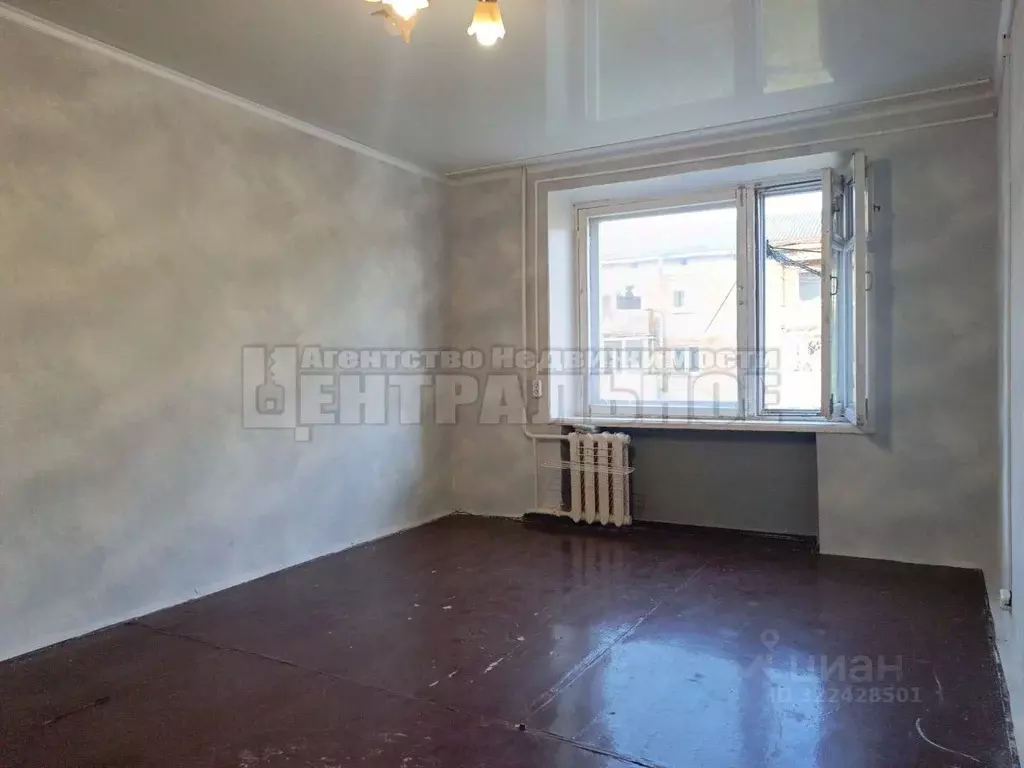 Комната Смоленская область, Смоленск ул. Академика Петрова, 4 (18.0 м) - Фото 1