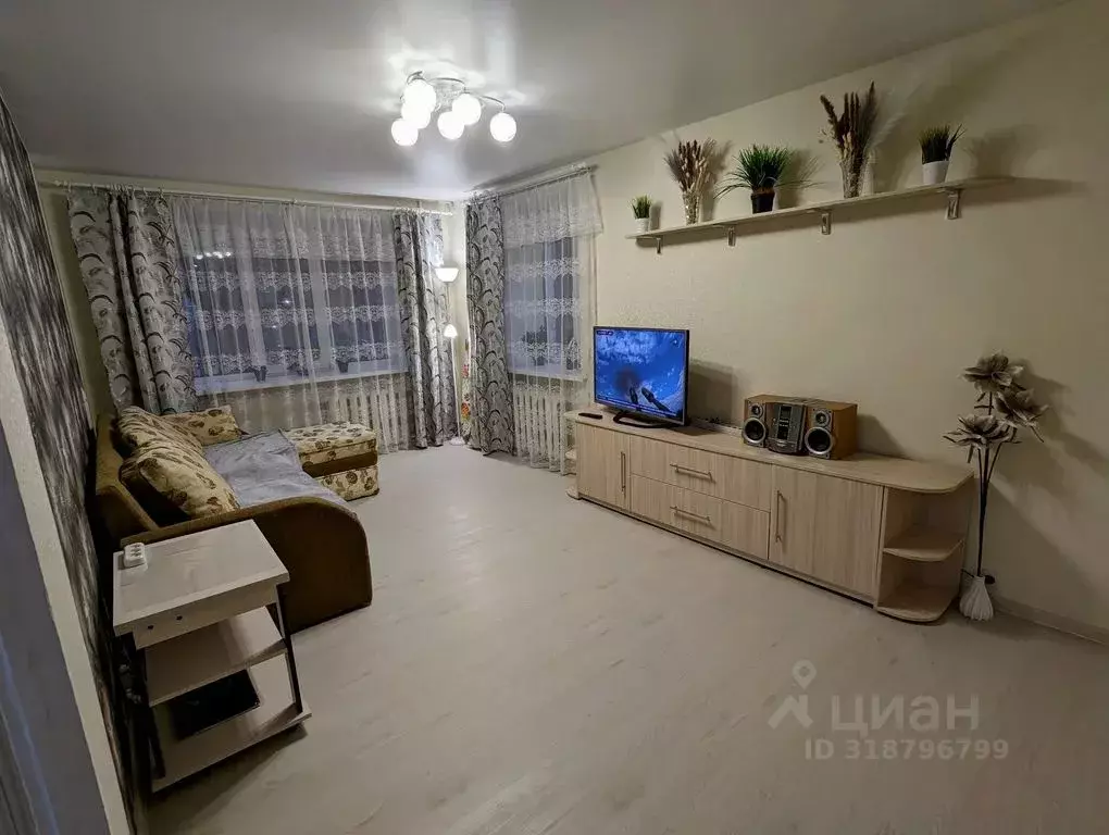 3-к кв. Ярославская область, Рыбинск ул. Яна Гуса, 4 (62.0 м) - Фото 0