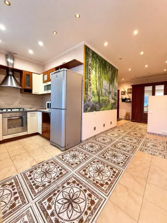 2-к кв. Ленинградская область, Гатчина бул. Авиаторов, 3к1 (66.4 м) - Фото 2