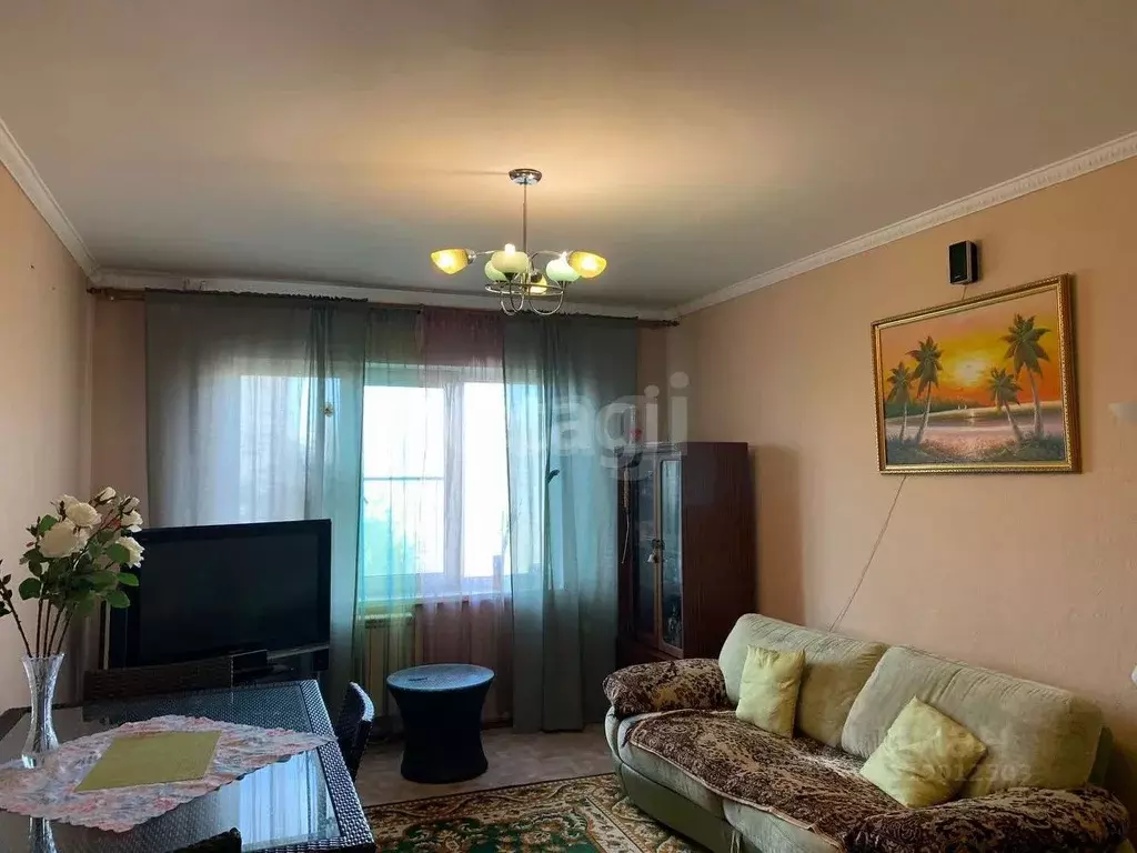 2-к кв. Омская область, Омск Взлетная ул., 5 (65.0 м) - Фото 0
