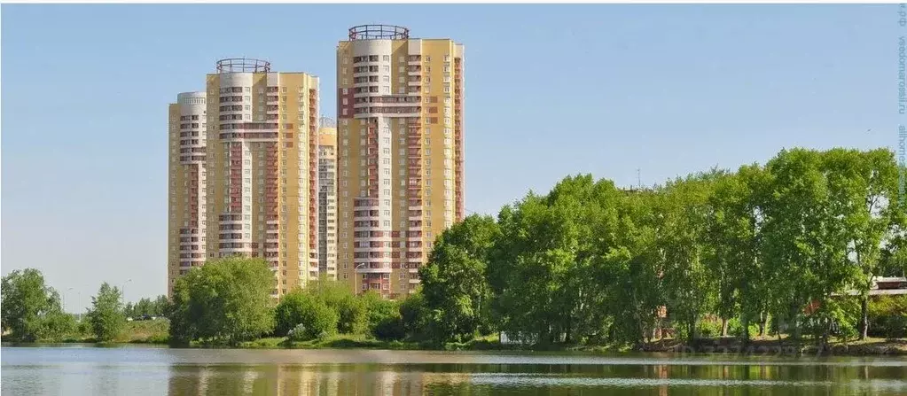 3-к кв. Свердловская область, Екатеринбург ул. Орденоносцев, 8 (88.0 ... - Фото 1