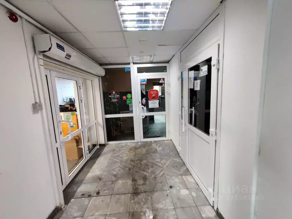 Торговая площадь в Свердловская область, Екатеринбург ул. Старых ... - Фото 2