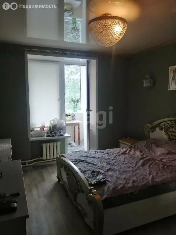3-комнатная квартира: Тольятти, улица Родины, 36 (100 м) - Фото 1