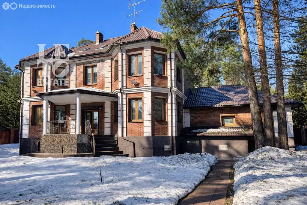 Дом в Одинцовский городской округ, деревня Бородки (600 м) - Фото 1