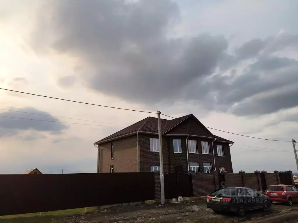 Таунхаус в Курская область, Курский район, Новопоселеновский ... - Фото 1