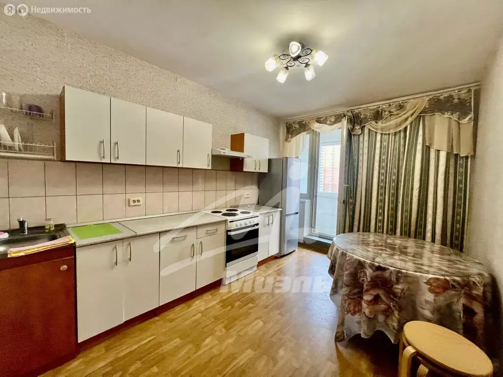 2-комнатная квартира: Москва, Синявинская улица, 11к13 (66.2 м) - Фото 1