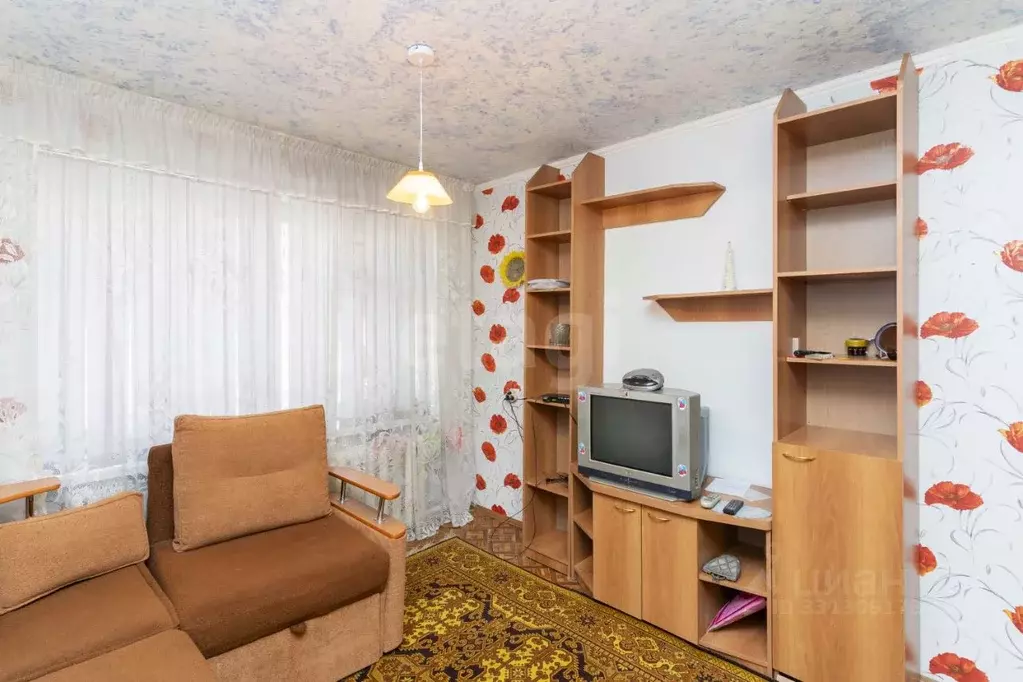 Комната Тюменская область, Тюмень ул. Станционная, 18 (16.9 м) - Фото 1