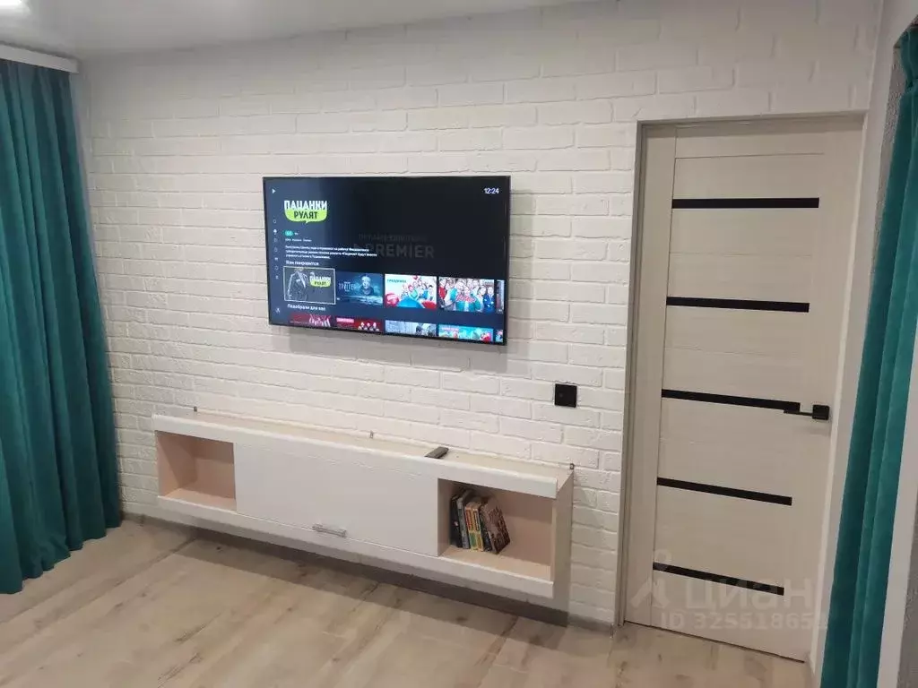 2-к кв. Мурманская область, Мончегорск Морошковая ул., 5 (51.0 м) - Фото 1