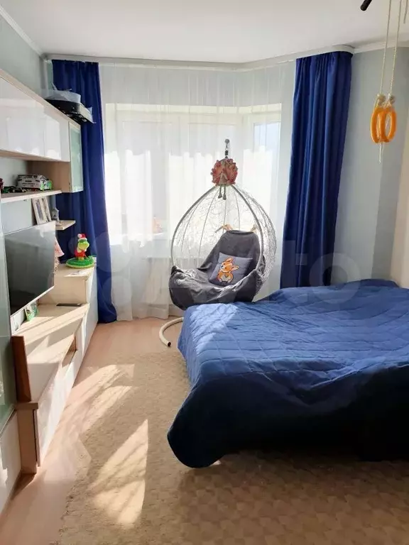 2-к. квартира, 60 м, 10/18 эт. - Фото 0