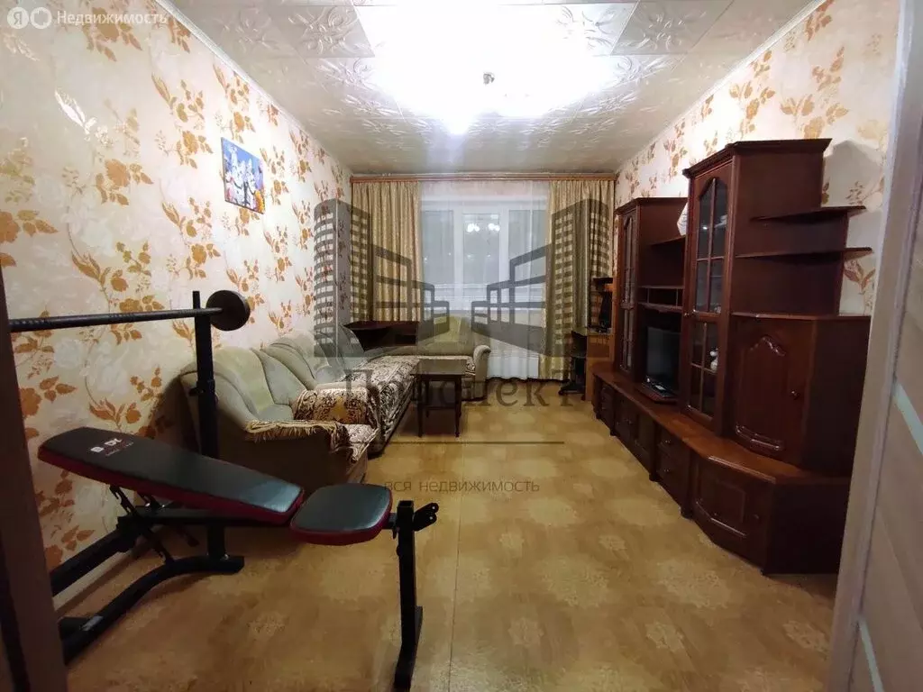 3-комнатная квартира: Норильск, площадь Металлургов, 8 (71.8 м) - Фото 1