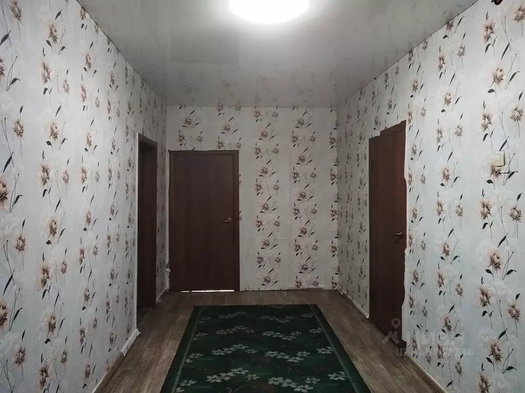 Дом в Алтайский край, Рубцовский район, Новониколаевский сельсовет, с. ... - Фото 1