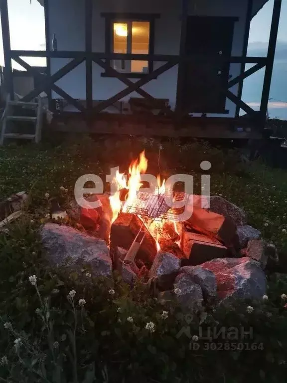 Дом в Красноярский край, Березовский район, Зыковский сельсовет, д. ... - Фото 1