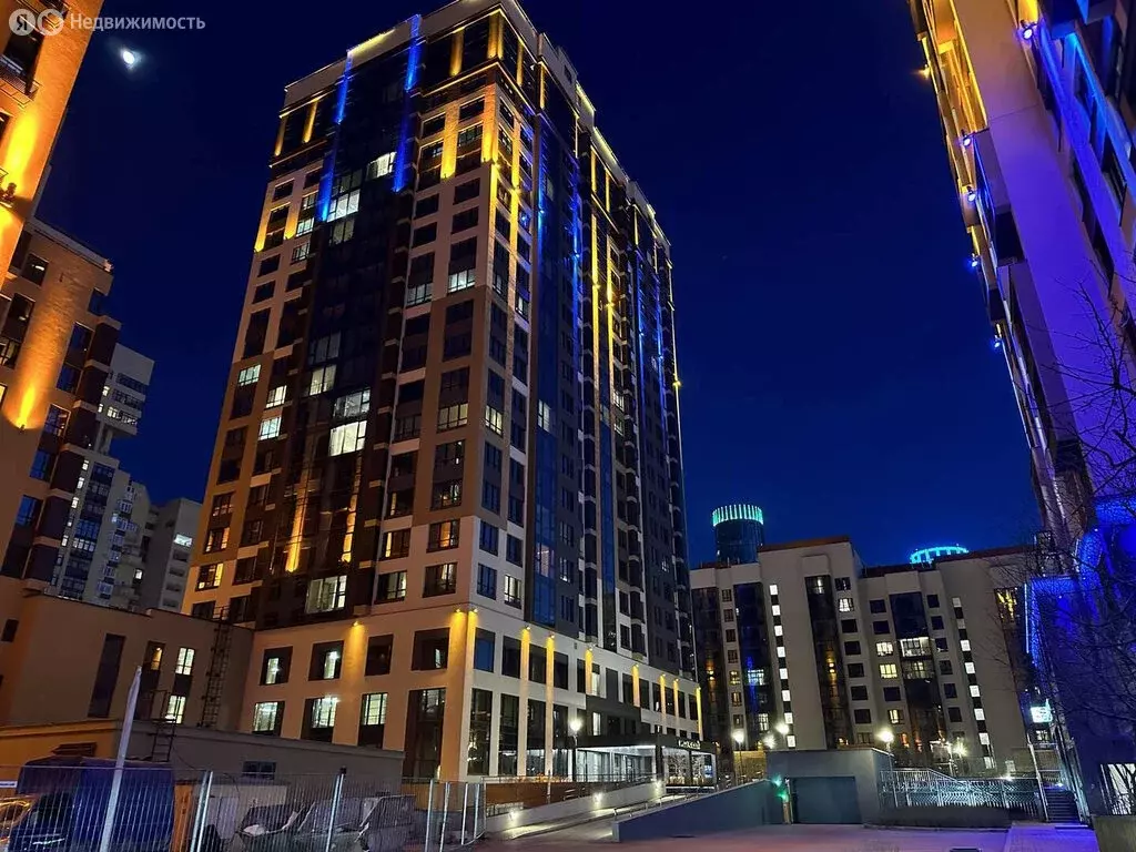 3-комнатная квартира: Екатеринбург, Олимпийская набережная, 13 (96.4 ... - Фото 2