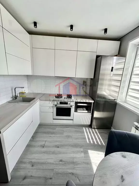 2-к. квартира, 54 м, 5/9 эт. - Фото 0