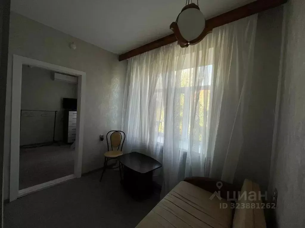 Комната Саратовская область, Энгельс ул. Ломоносова, 24 - Фото 1