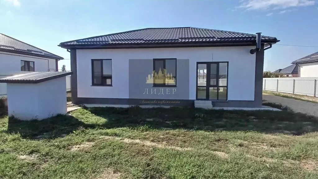 Дом в Краснодарский край, Темрюкский район, Краснострельское с/пос, ... - Фото 2