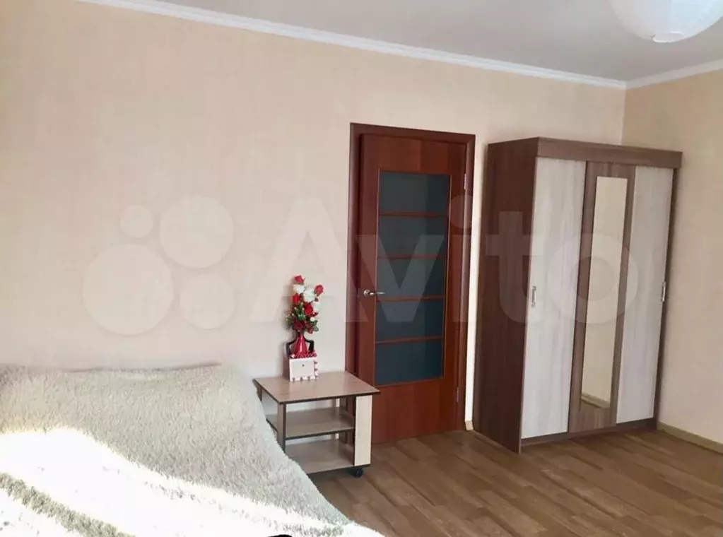 1-к. квартира, 41 м, 1/10 эт. - Фото 0