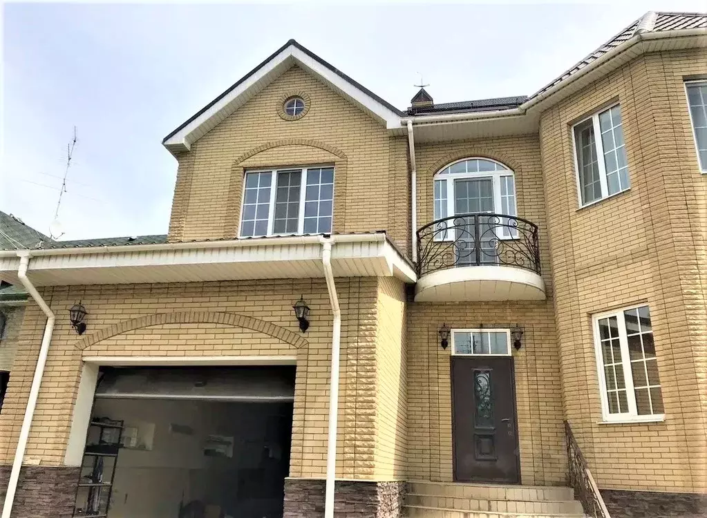 Дом в Ростовская область, Ростов-на-Дону Подольская ул., 8 (395 м) - Фото 1