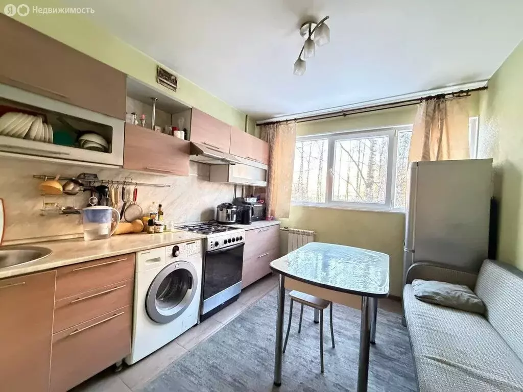 3-комнатная квартира: Санкт-Петербург, Петергофское шоссе, 11/21 (63.9 ... - Фото 1