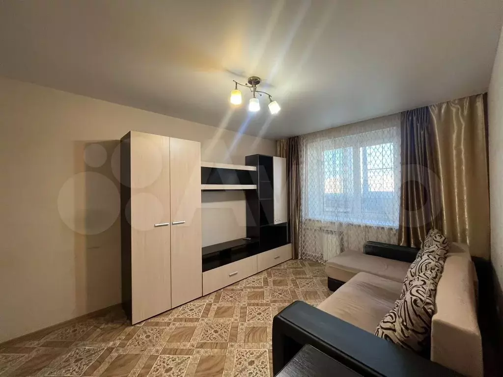 1-к. квартира, 35 м, 8/10 эт. - Фото 0