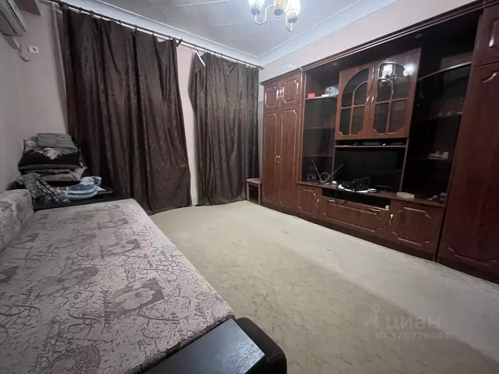 2-к кв. Волгоградская область, Волгоград ул. Дзержинского, 15 (56.7 м) - Фото 1