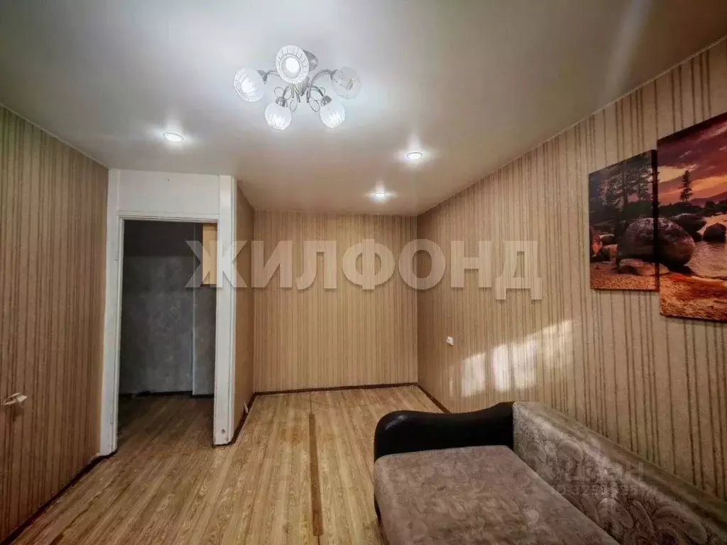 1-к кв. Новосибирская область, Новосибирск ул. Динамовцев, 10 (30.0 м) - Фото 2