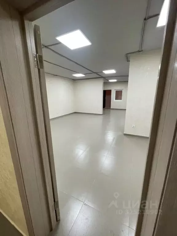 Офис в Ставропольский край, Ставрополь ул. Генерала Маргелова, 5/1 (76 ... - Фото 2