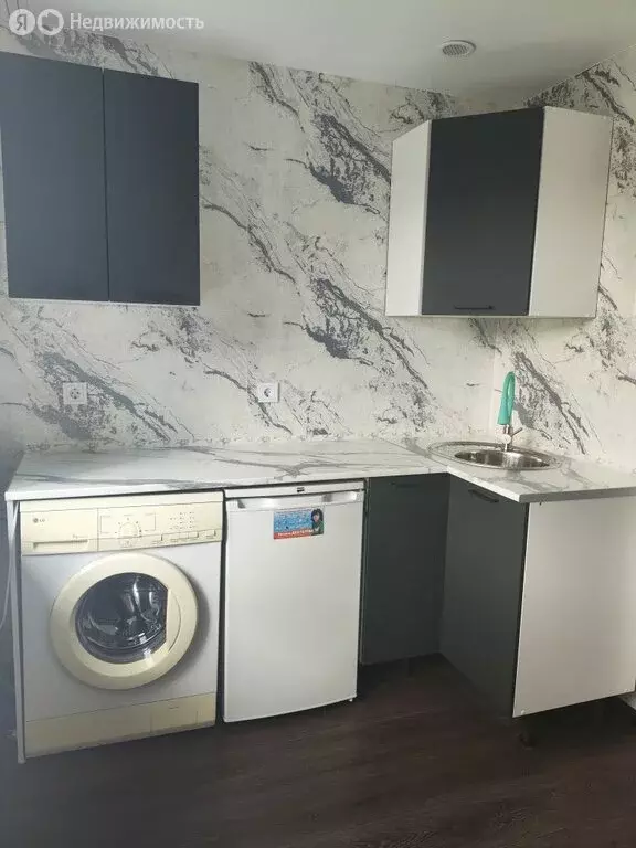 Квартира-студия: Нижний Новгород, улица Дьяконова, 43А (13 м) - Фото 2
