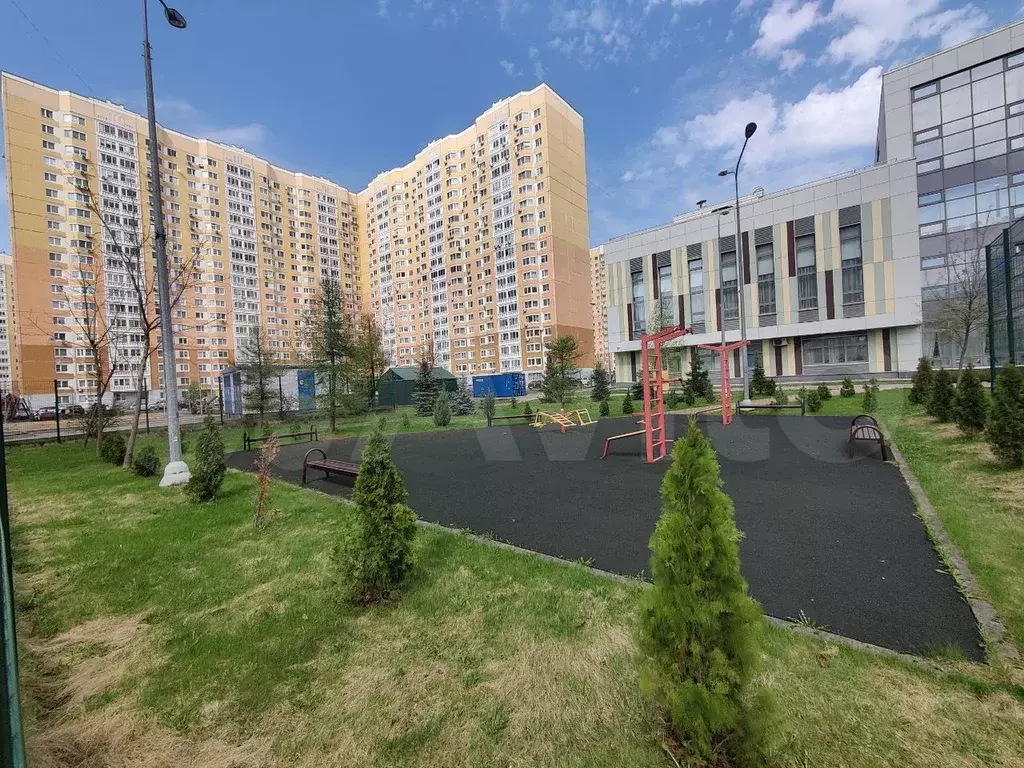 Комната 6 м в 4-к., 1/19 эт. - Фото 1