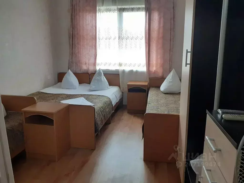 Комната Краснодарский край, Геленджик ул. Дружбы, 2 - Фото 1