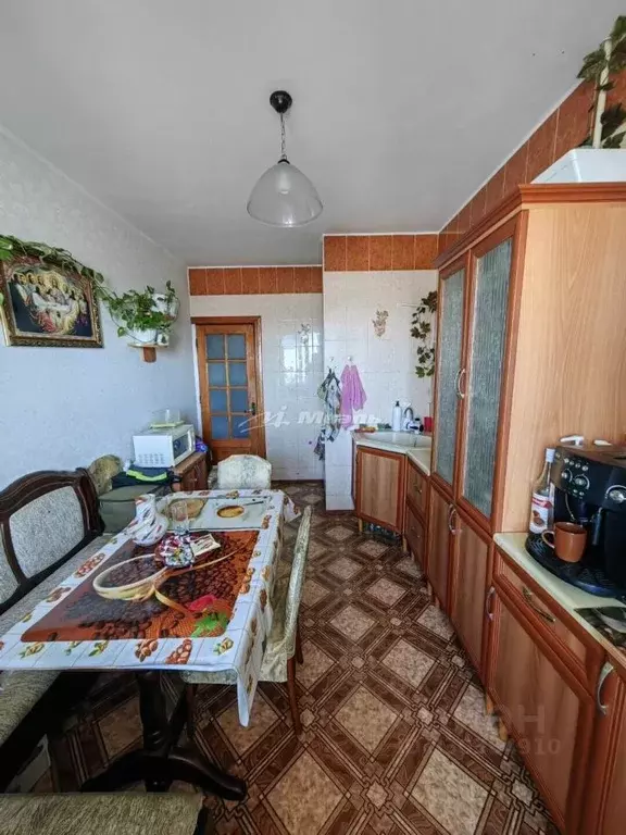 3-к кв. Крым, Симферополь ул. Маршала Жукова, 5 (64.5 м) - Фото 2