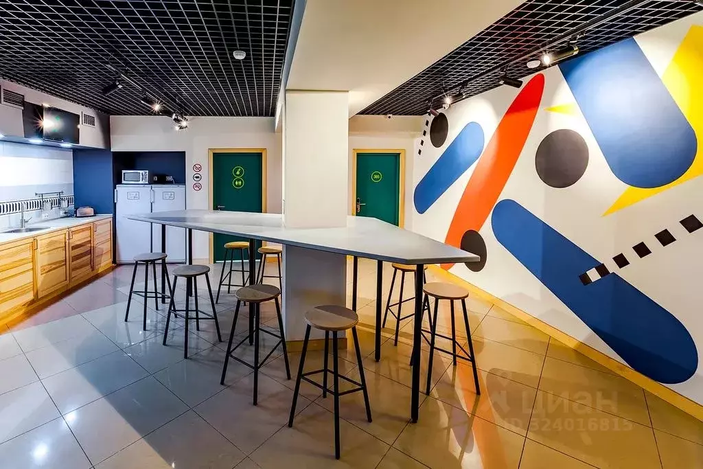 Комната Санкт-Петербург наб. Канала Грибоедова, 60 - Фото 1