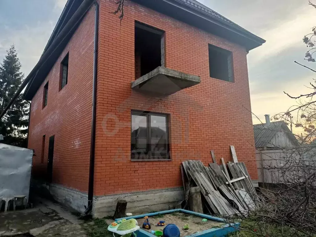 Дом в Краснодарский край, Динской район, Новотитаровская ст-ца Широкая ... - Фото 2