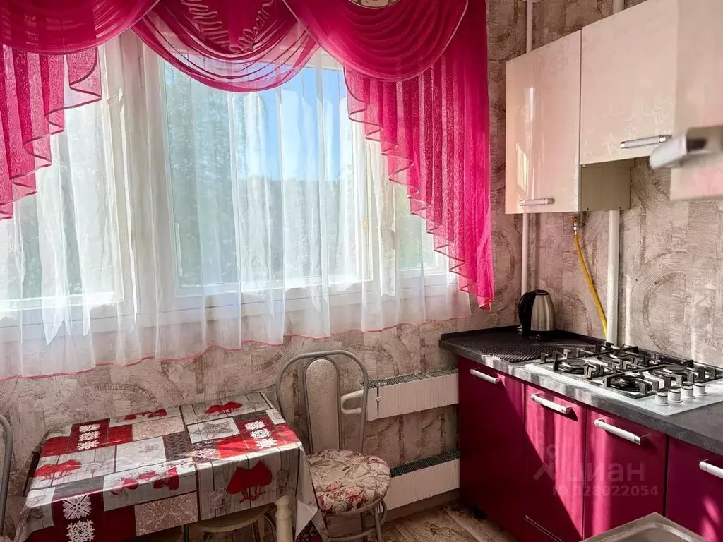 3-к кв. Ленинградская область, Кингисепп ул. Воровского, 21 (65.0 м) - Фото 2